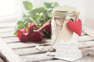 30 idees de cadeaux de mariage a moins de 50€